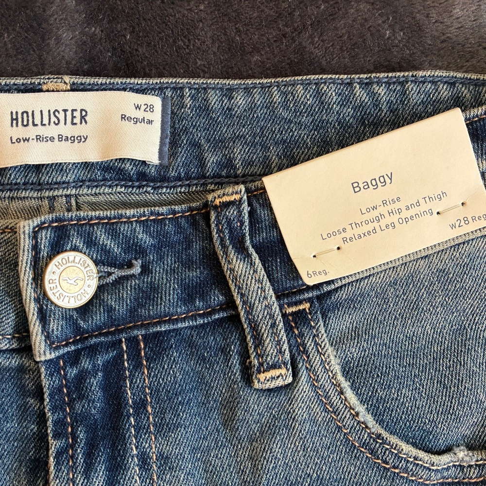 Hollister Low Rise Baggy Jeans Size 6 (w28) NWT